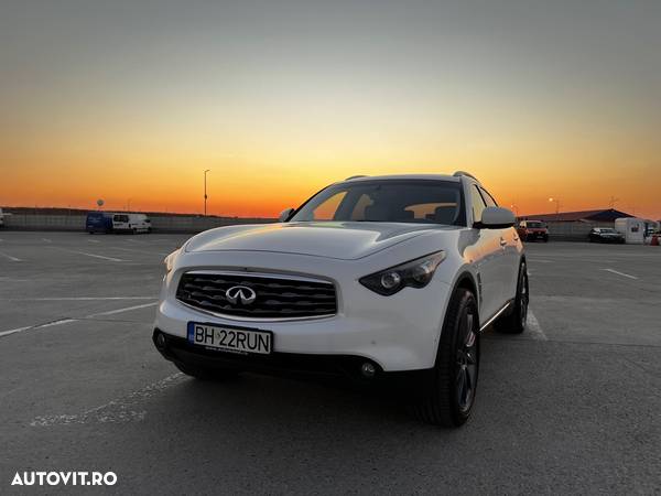 Infiniti FX 50 - 2