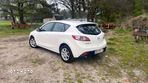 Mazda 3 2.0 Exclusive + - 9