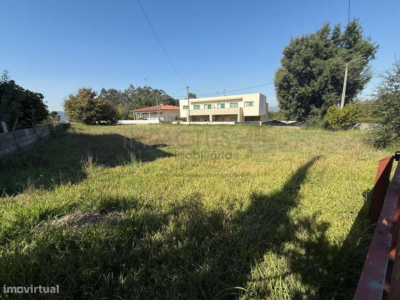 Terreno com projeto aprovado Moradia-0