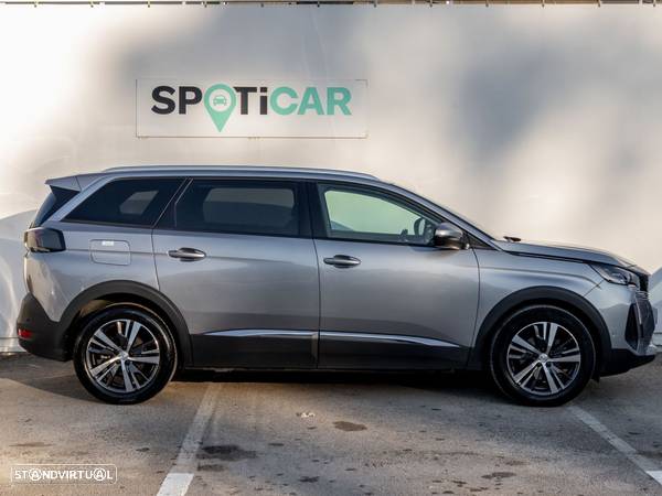 Peugeot 5008 1.2 PureTech Allure Pack - 4