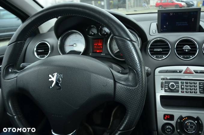 Peugeot 308 2.0 HDi Premium Plus - 26