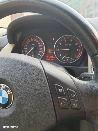 BMW X1 xDrive20i - 4