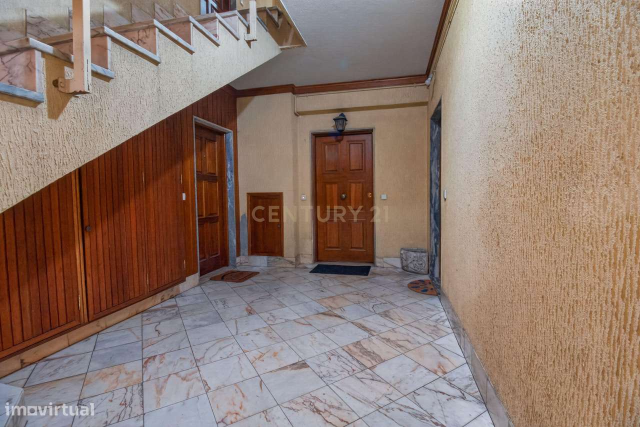Apartamentos arrendados com 7,5% rentabilidade-51