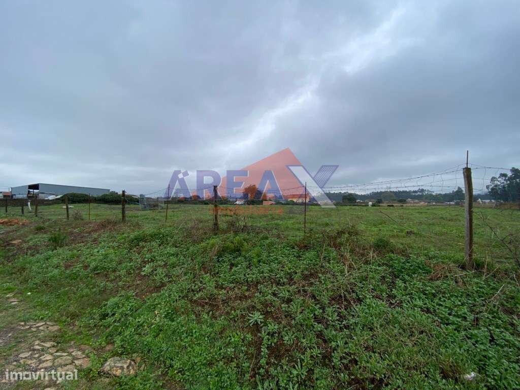 Propriedade composta por 2 artigos. Zona de construção. Consulte-nos! - Grande imagem: 4/4