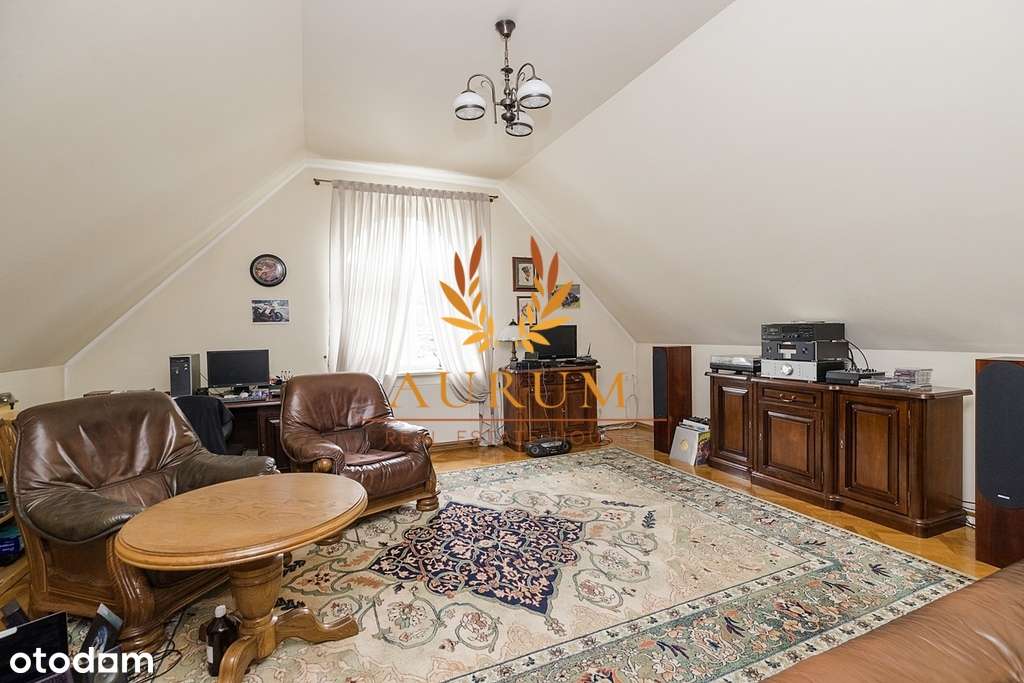 Ciepły rodzinny dom najwyższej jakości blisko lasu-14