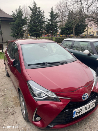 Toyota Yaris 1.5 VVT-i HSD Eco - 3