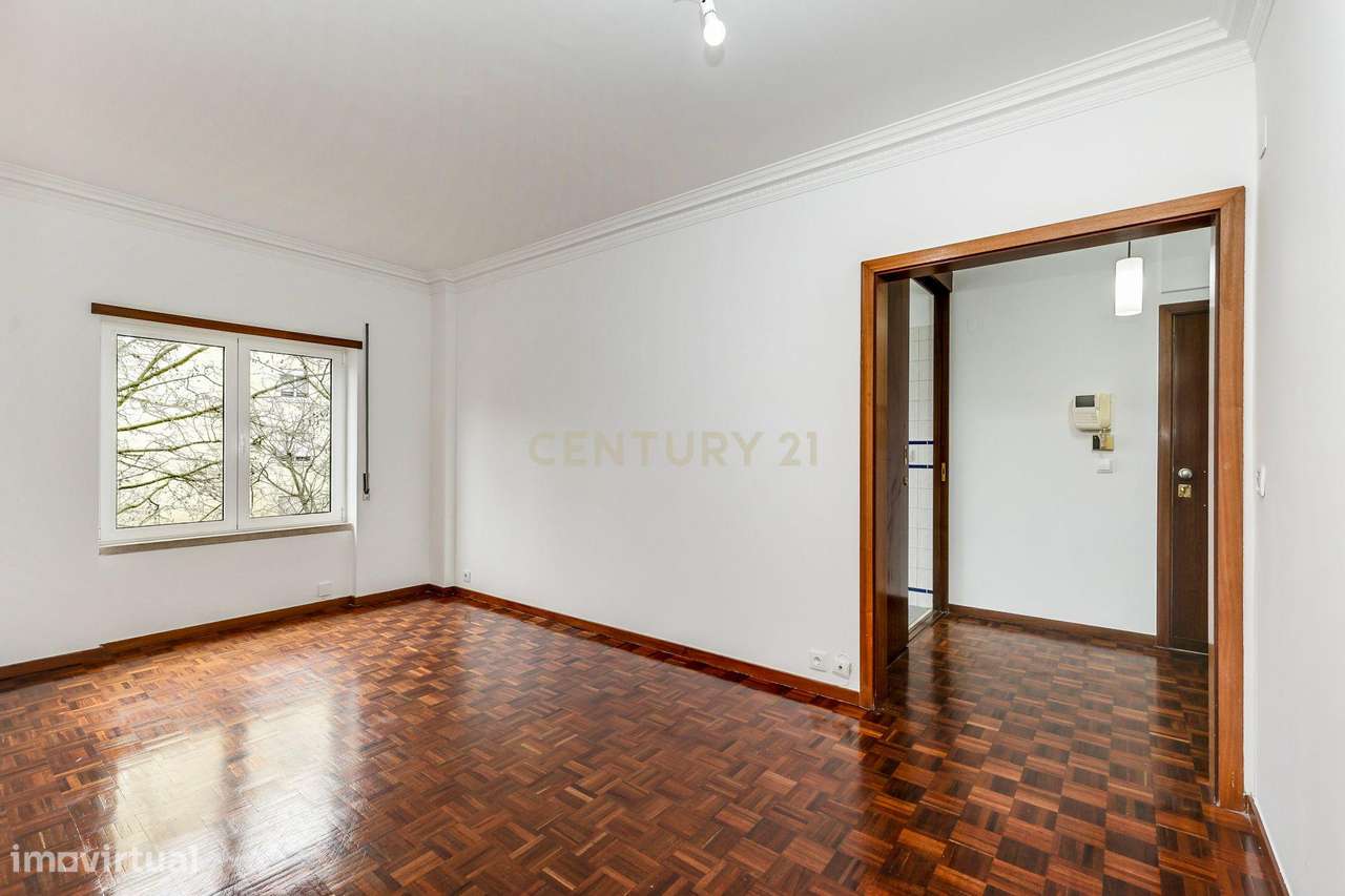 Arrendamento | T2 de 85 m² com Lugar de Garagem e Arrecadação | Telhei - Grande imagem: 4/26