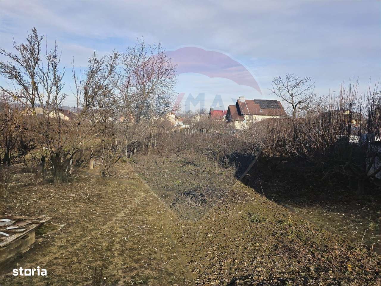 De vanzare casa solida cu teren generos si acces facil Lespezi Bacau-19