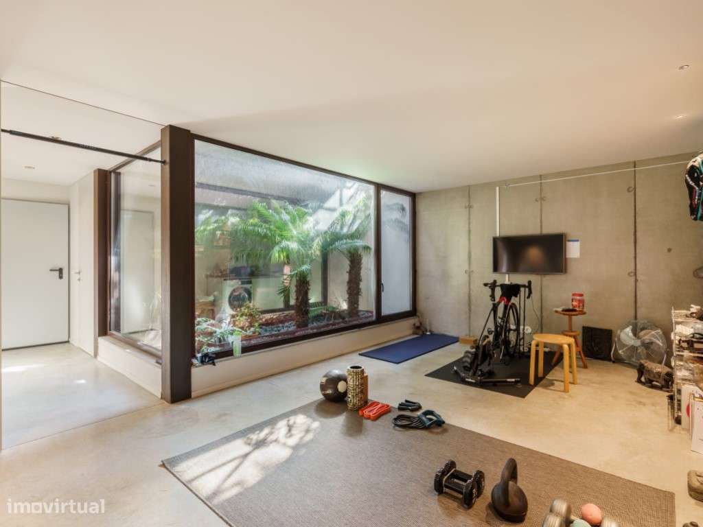 Moradia Exclusiva V4 com Piscina aquecida-50