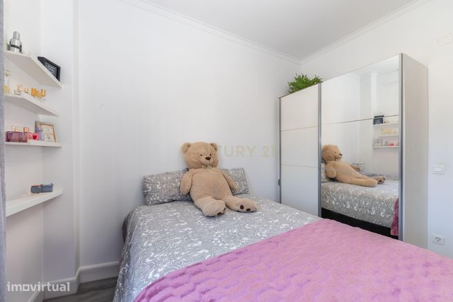 Apartamento T2 no Feijó totalmente remodelado-12