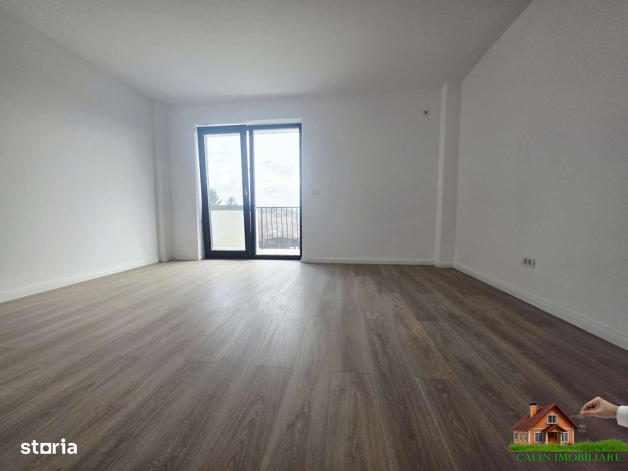 Apartament 2 camere 50 mp etaj 1 rond 43 Păcurari Rediu 90.700 Euro-4