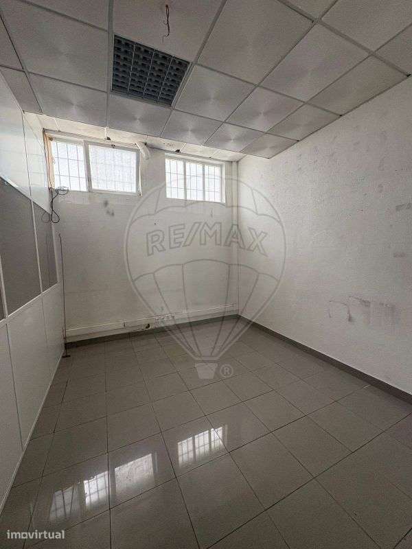 Loja  para arrendamento - Grande imagem: 4/8