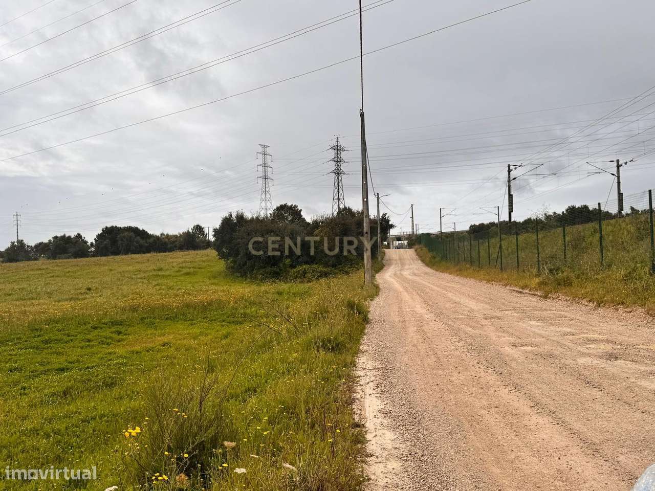 Venda de Terreno Rustico c/ 10500 m2 - Grande imagem: 2/10