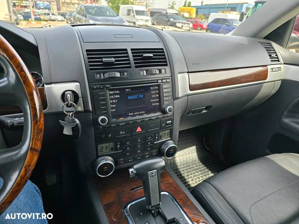 Volkswagen Touareg 3.0 V6 TDI Aut. - 9