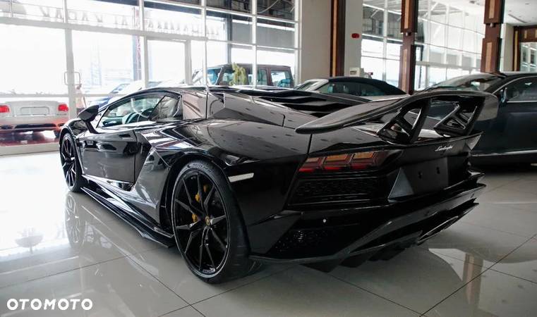 Lamborghini Aventador LP 750-4 Superveloce - 16