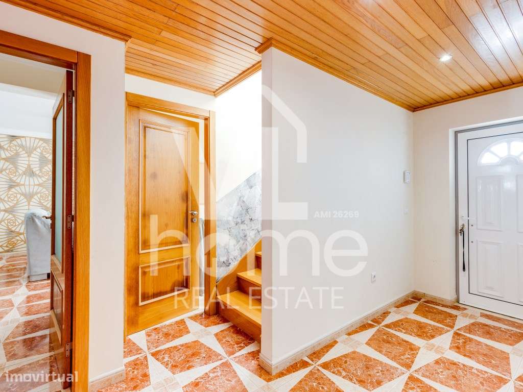 Moradia T4 com 3 WC, Garagem e 1000 m² de Terreno - AZOIA | LEIRIA-18