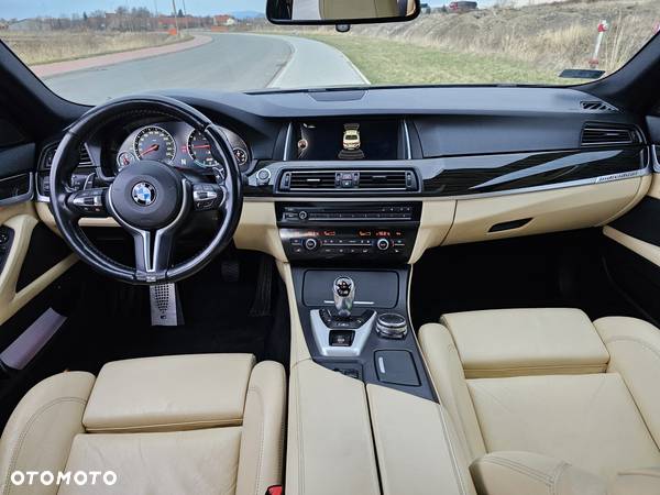 BMW M5 Standard - 5