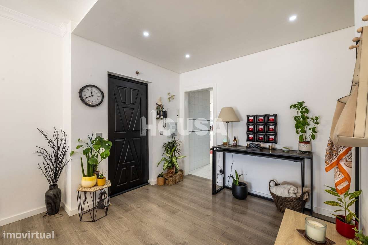 Apartamento T3 com Sótão, Garagem e Terraço – Nova Leiria-10