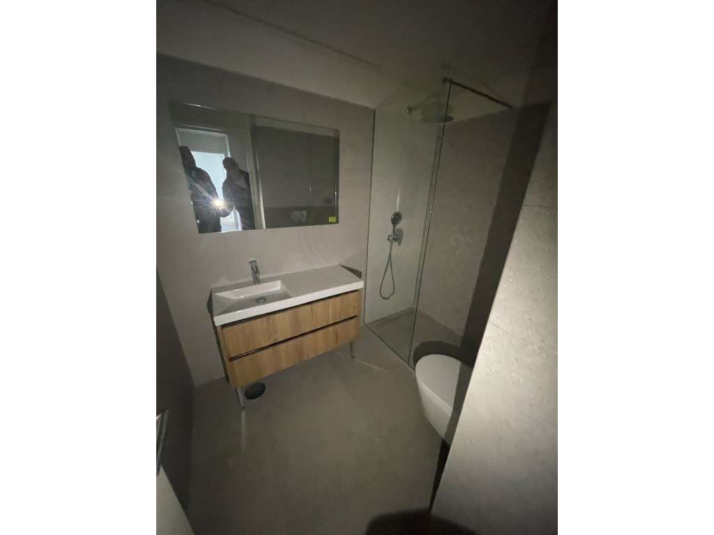 Fantastico T1 com Varanda, proximo da Maternidade Julio Dinis, Porto-18