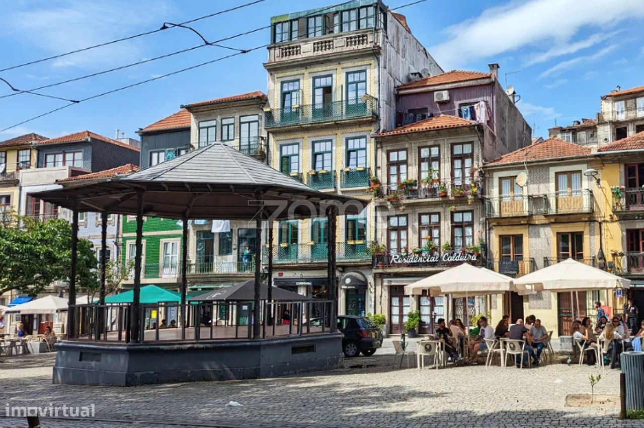 Imóvel Único na Baixa do Porto com mais de 6% de Rentabilidade.