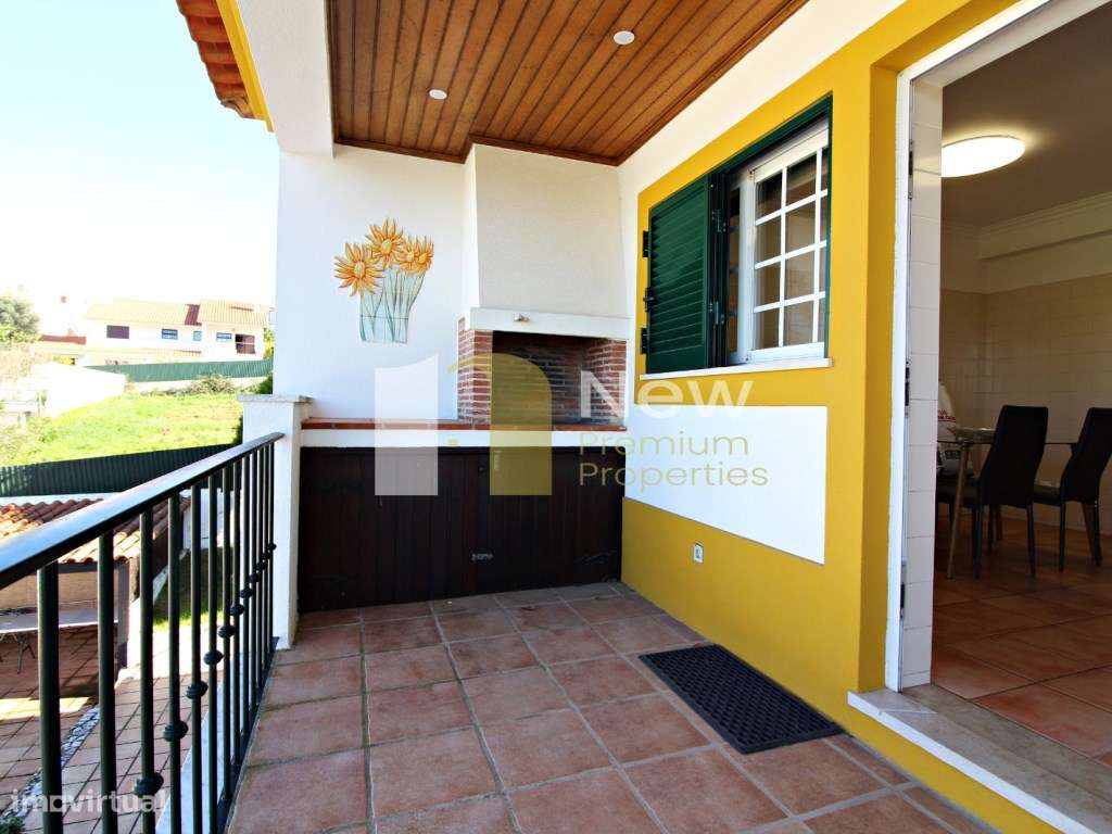Moradia isolada com 600m2 de terreno com fantástica piscina-16