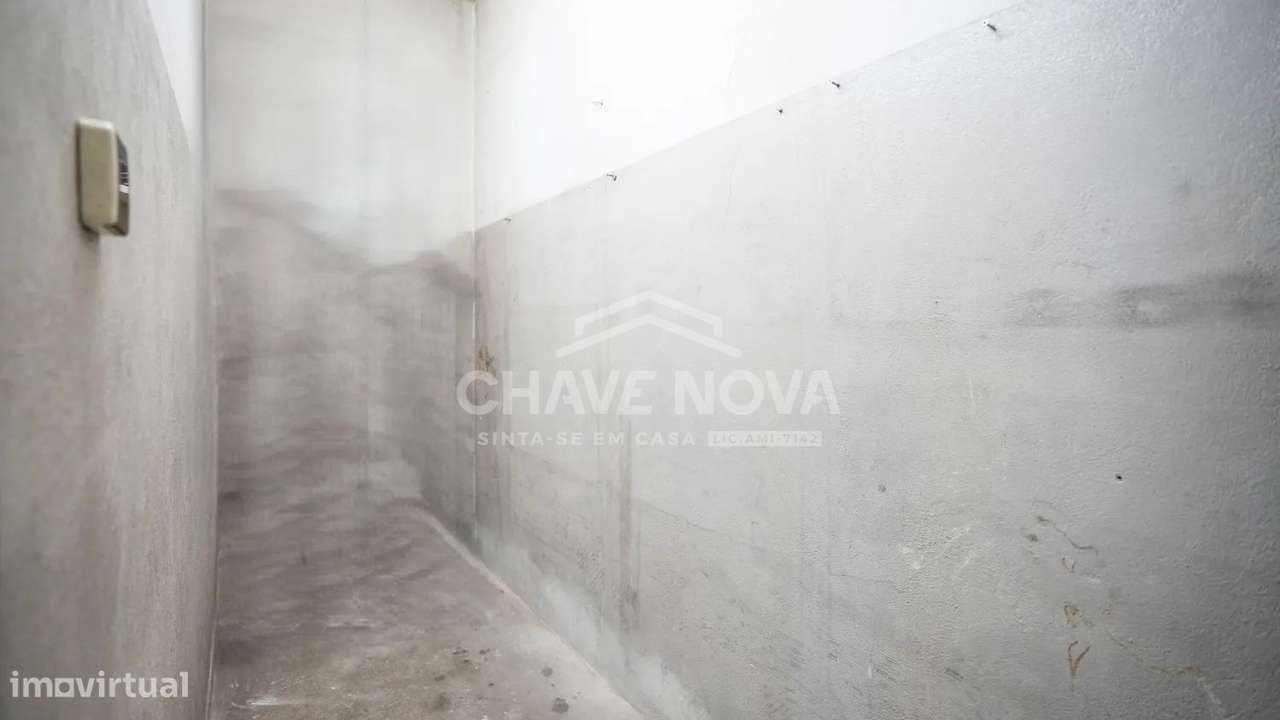 Apartamento T2+1 Dúplex c/ Vistas Mar em Canidelo-25