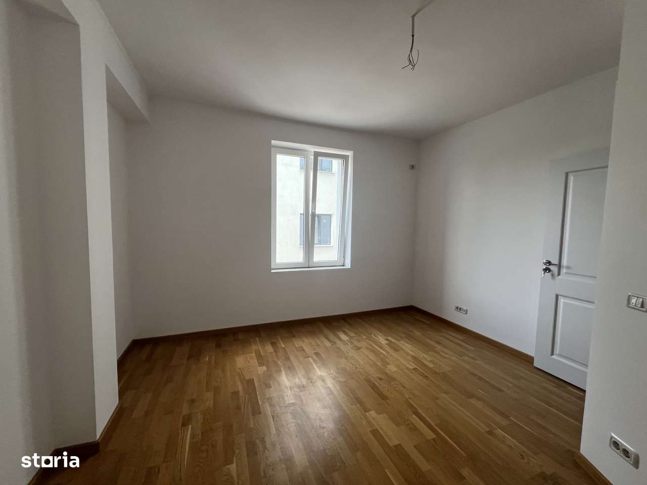 Apartament elegant de 2 camere, bloc boutique nou cu terasa spațioasă-1