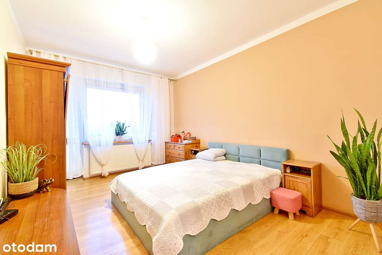 * Dom z 3 mieszkaniami  blisko jeziora *-5