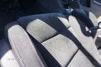 Volkswagen Golf 2.0 TDI DPF Highline - 28