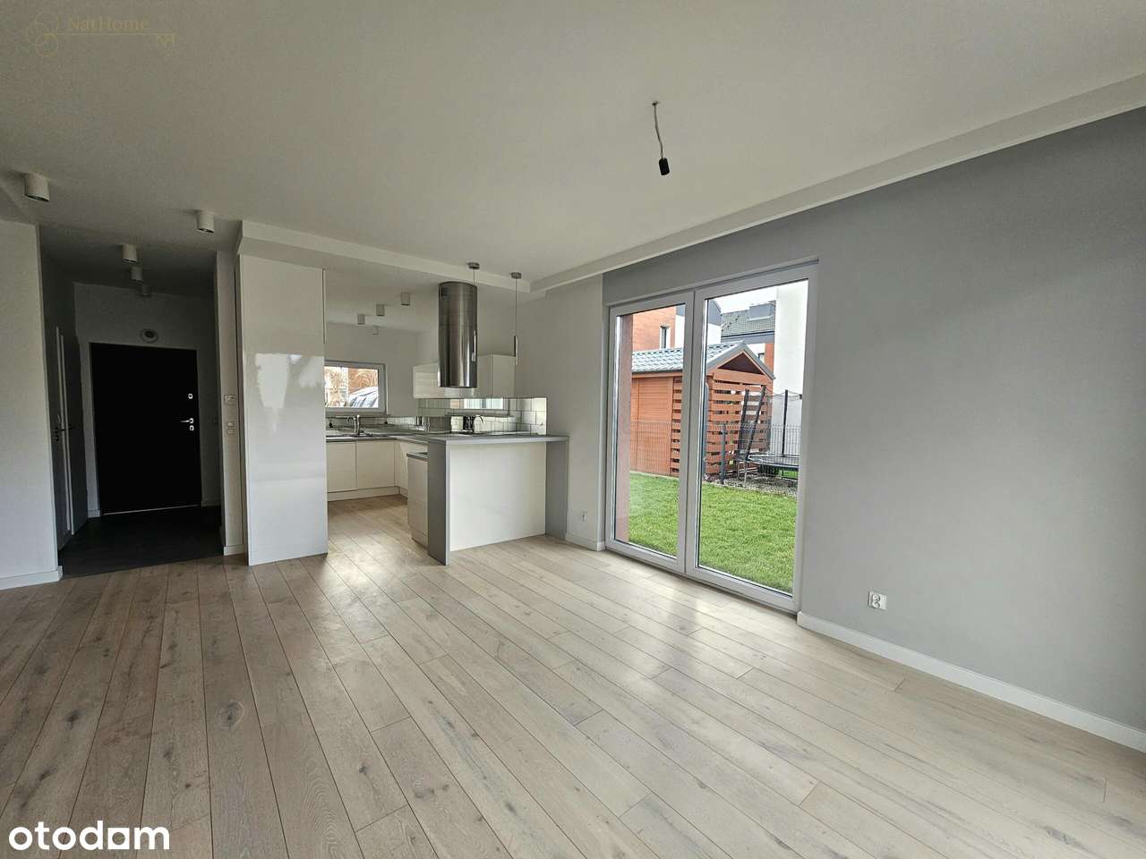 Nowoczesny dom z ogrodem w Kosakowie tuż przy lesie!-11