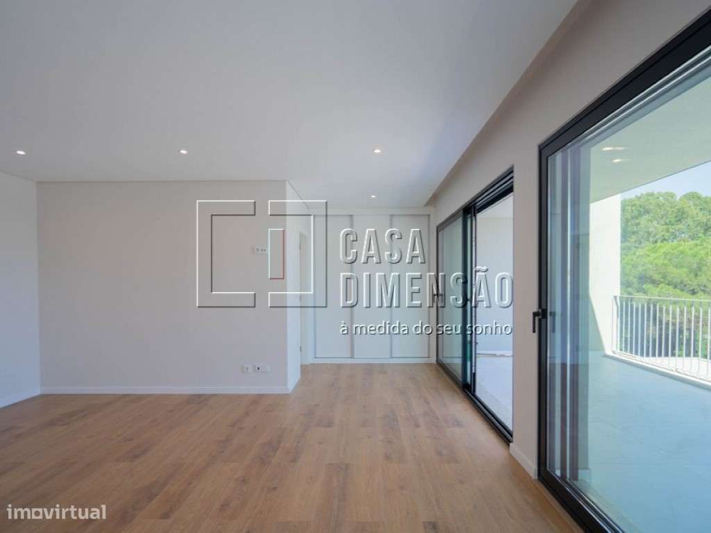 Moradia de Arquitectura Moderna de tipologia T3+1 em Oeiras com Pis...-31