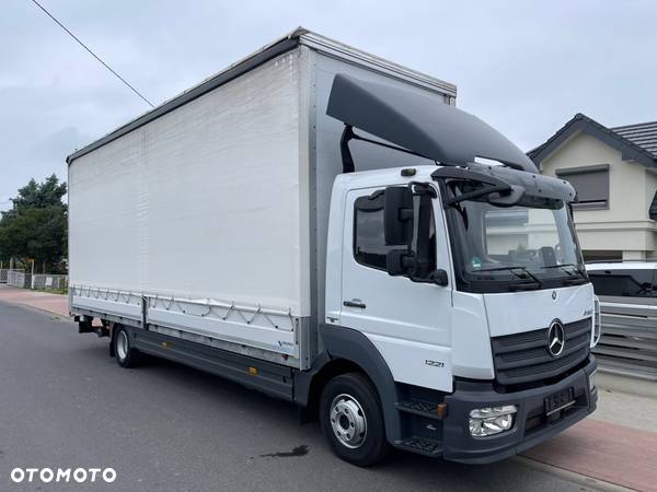 Mercedes-Benz Atego 1221 - 1