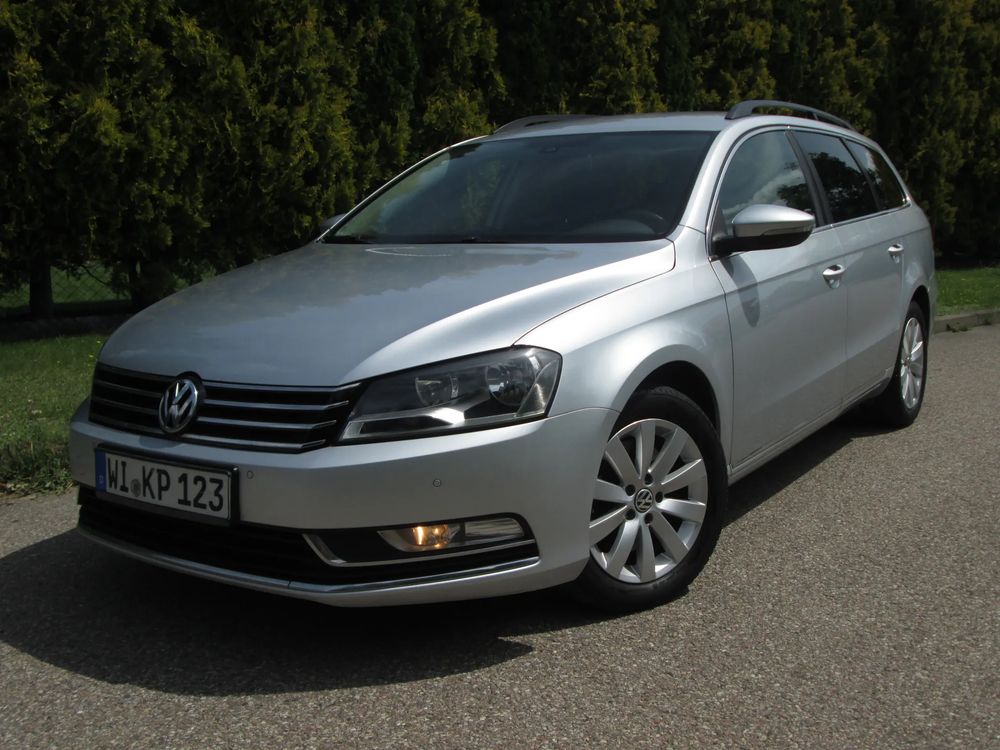 Volkswagen Passat B7 2.0 TDI DPF BlueMotion Technology Comfortline 2011