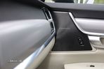 Volvo V90 Cross Country 2.0 D4 AWD Geartronic - 24