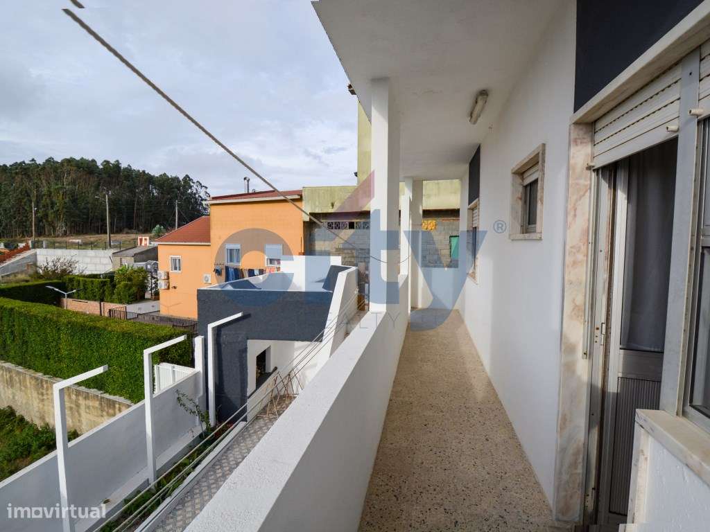 Moradia T4 Independente c/ Garagem - Caneças - Vista Desafogada .-27