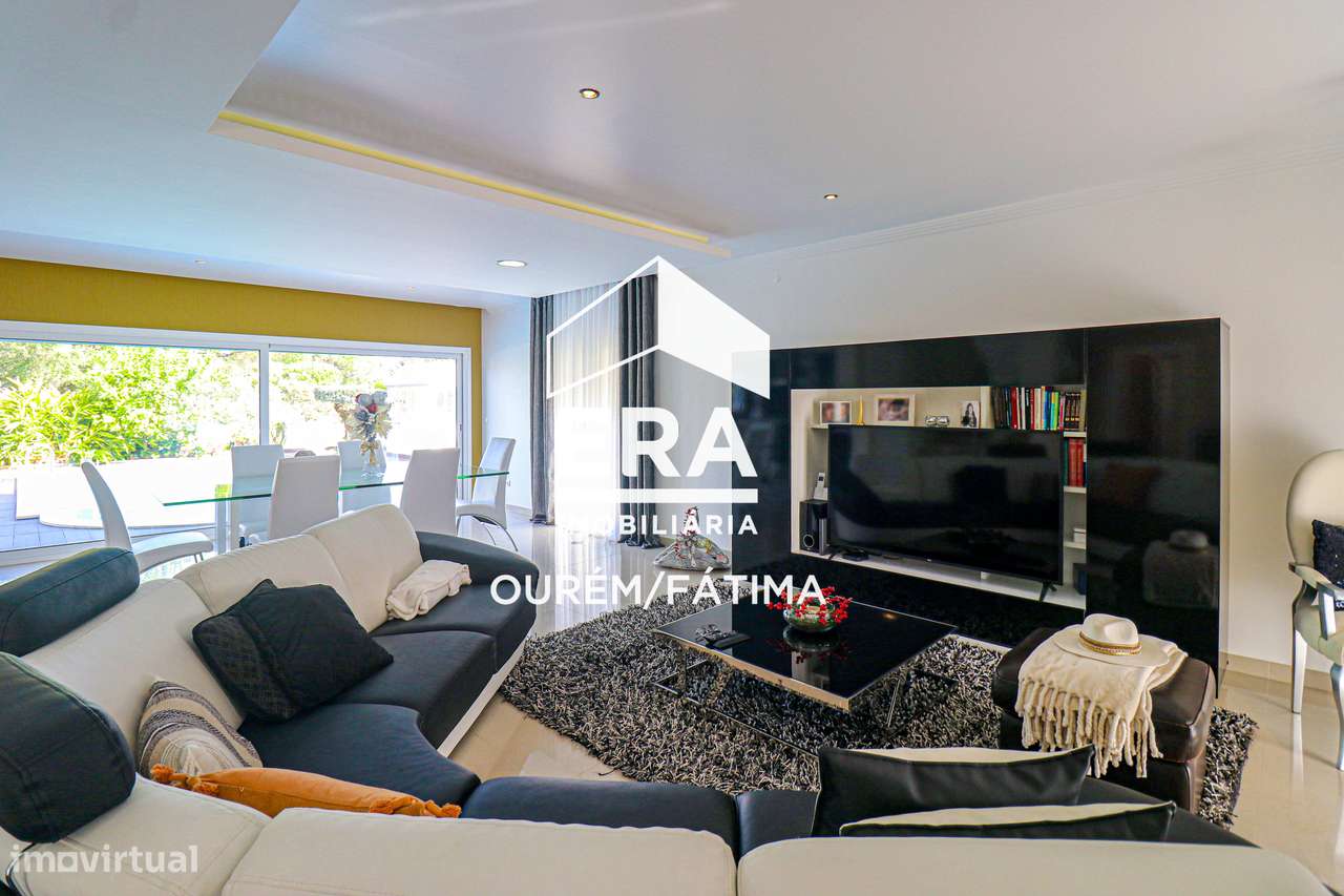 Moradia T5  na cidade de Ourém - Grande imagem: 4/41