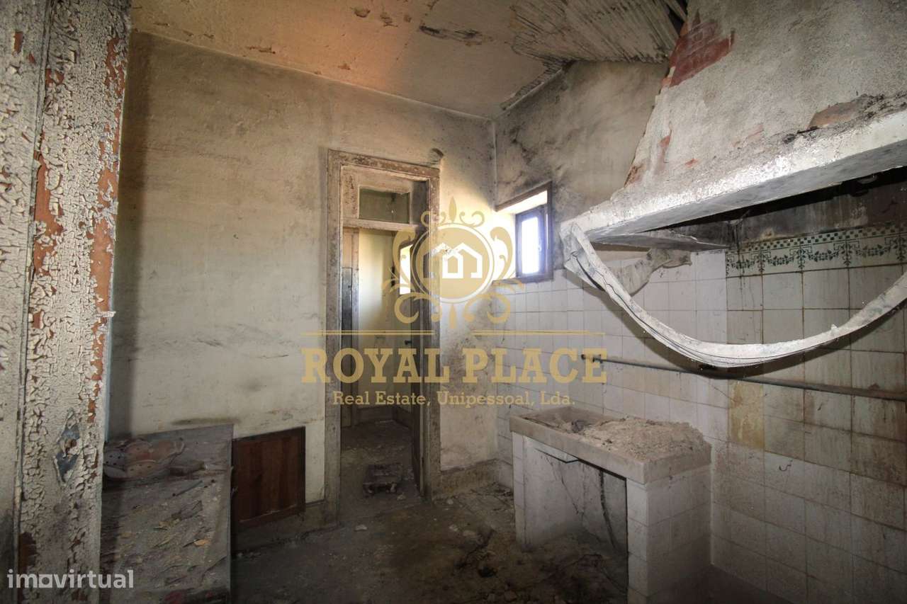 Moradia com terreno vista para o Rio Douro, em Vila Nova de Gaia - Grande imagem: 4/21