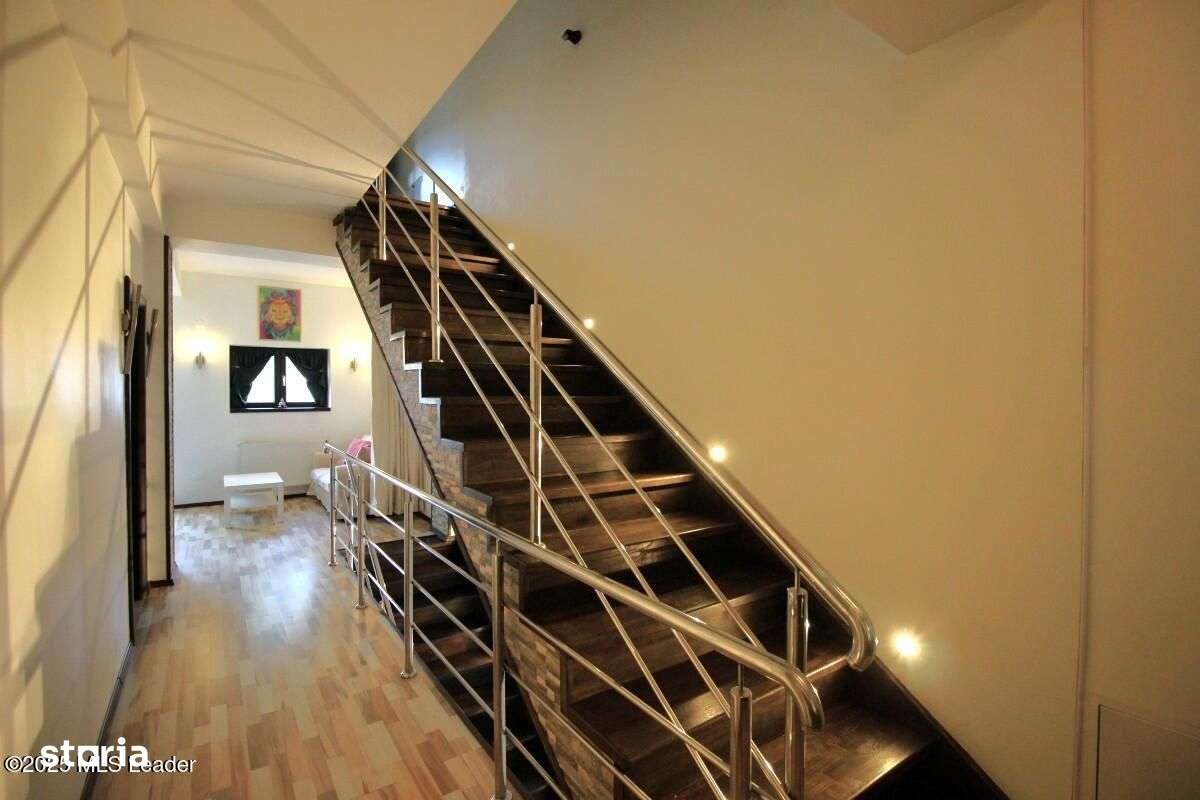 Popesti-Leordeni, Sf. Agnes, vila 2010, p+1+m, 216 mp, curte 138 mp-9