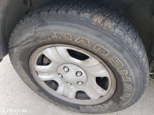 far stanga dreapta stop tripla lampa oglinda parasolar Toyota Rav 4 motor 2.0 benzina dezmembrez - 8