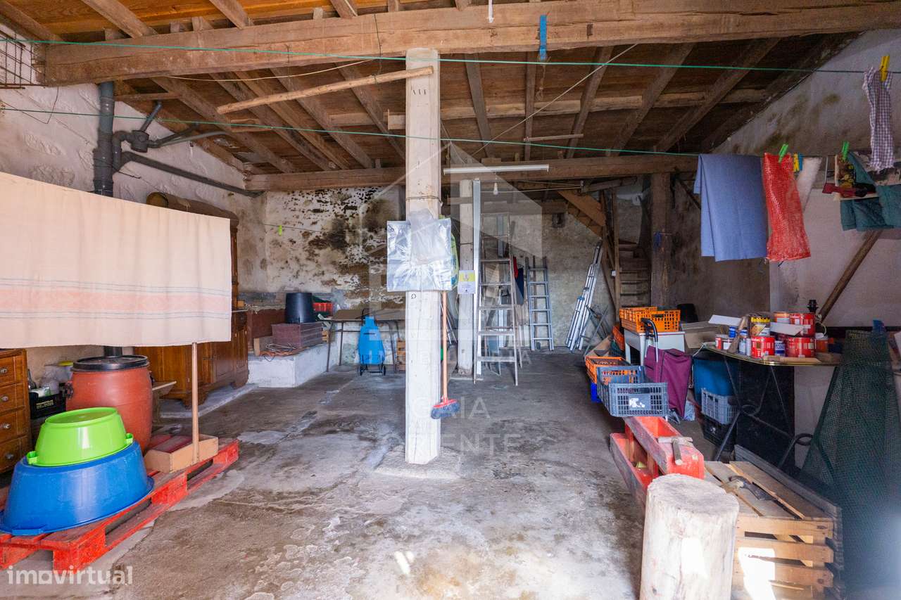 Moradia T3 com quintal em Sandim-25