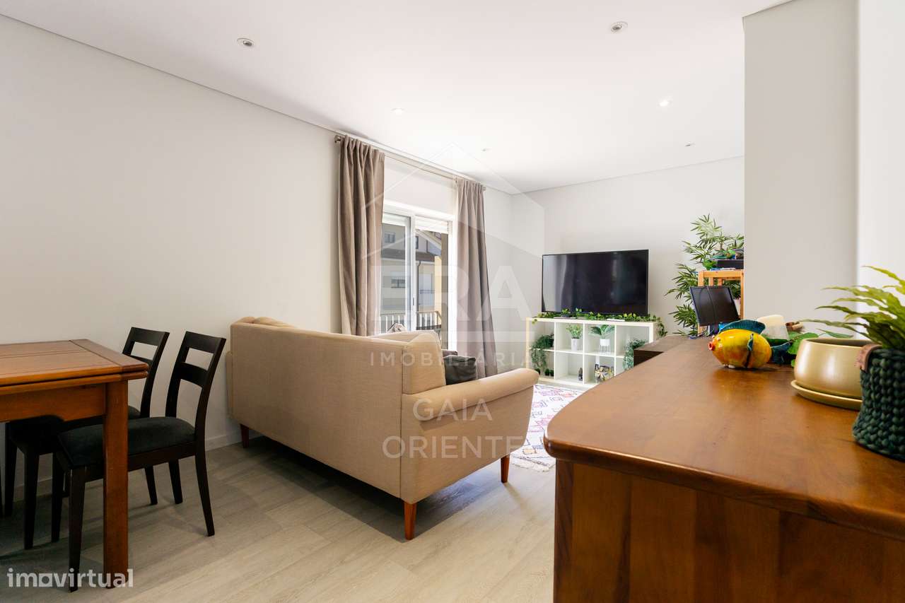 T2 com terraço e garagem em Vilar de Andorinho-10