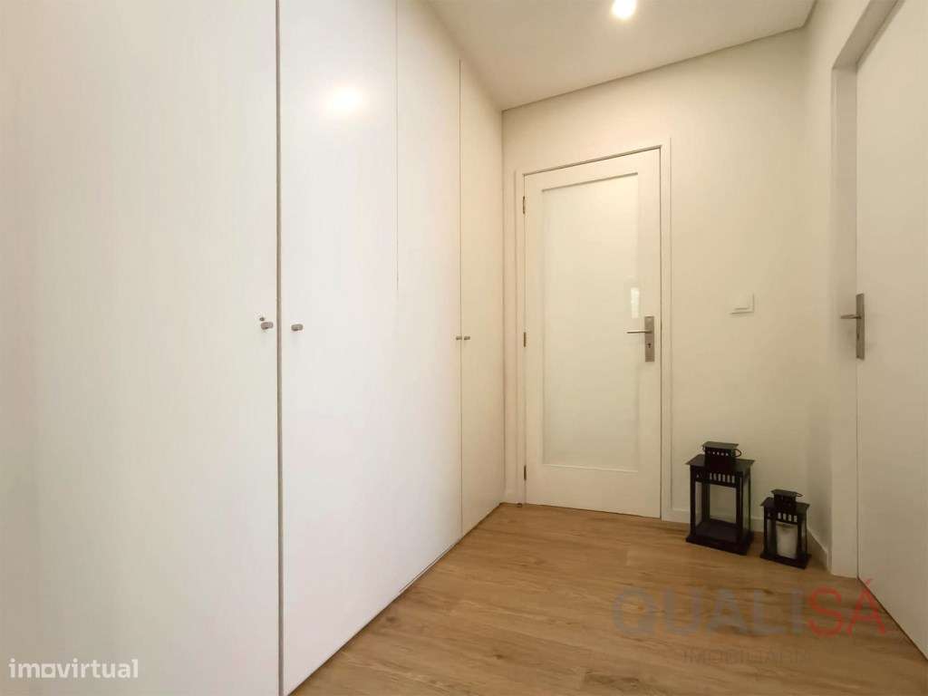 Apartamento T3 de gaveto com varandas e garagem fechada localizado ...-15