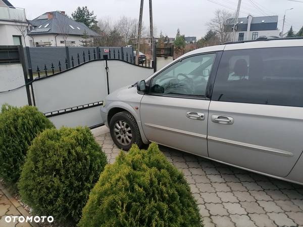 Chrysler Grand Voyager 2.5L CRD SE - 4