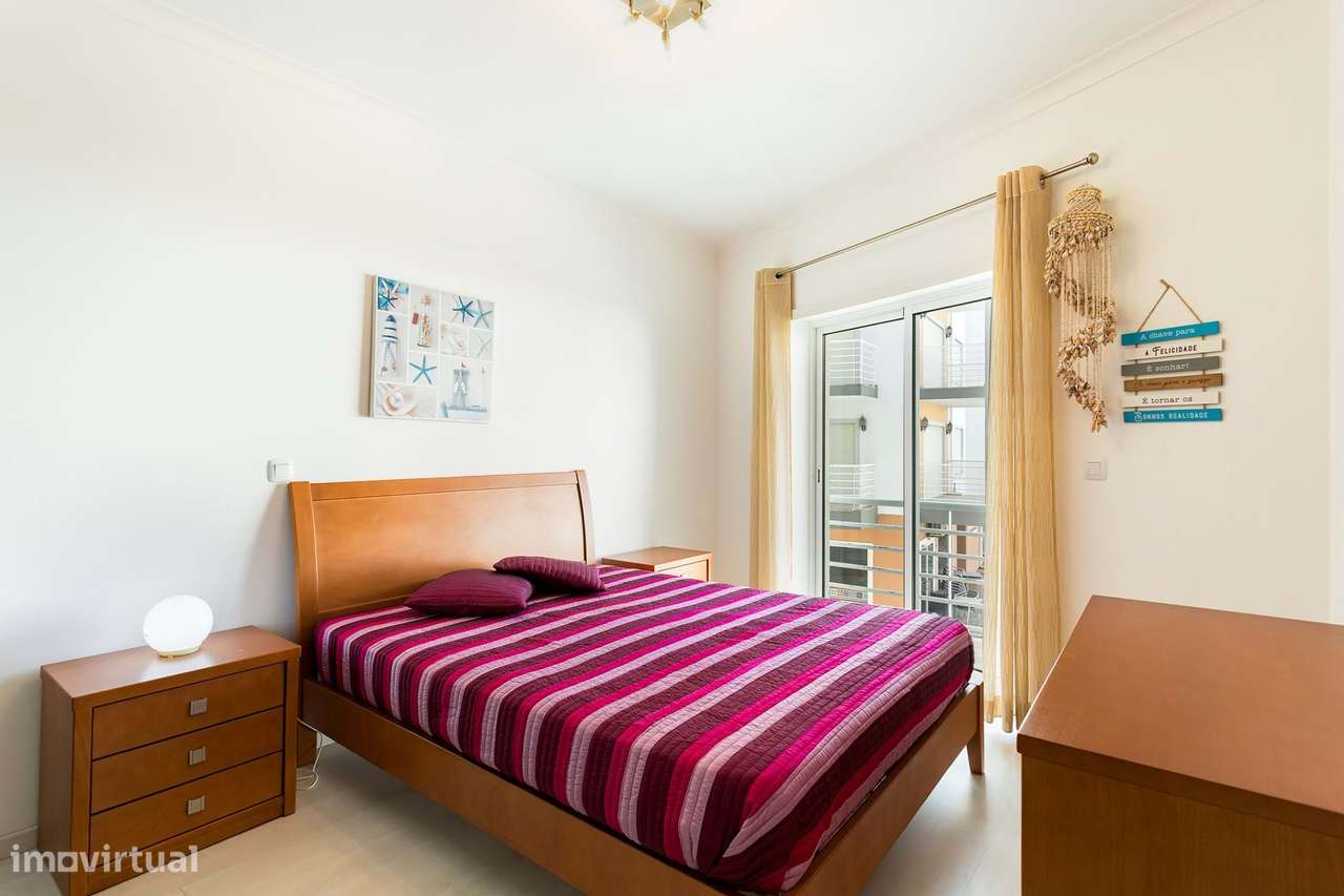 Apartamento T2 em Armação de Pera totalmente mobilado e equipado a 500-10