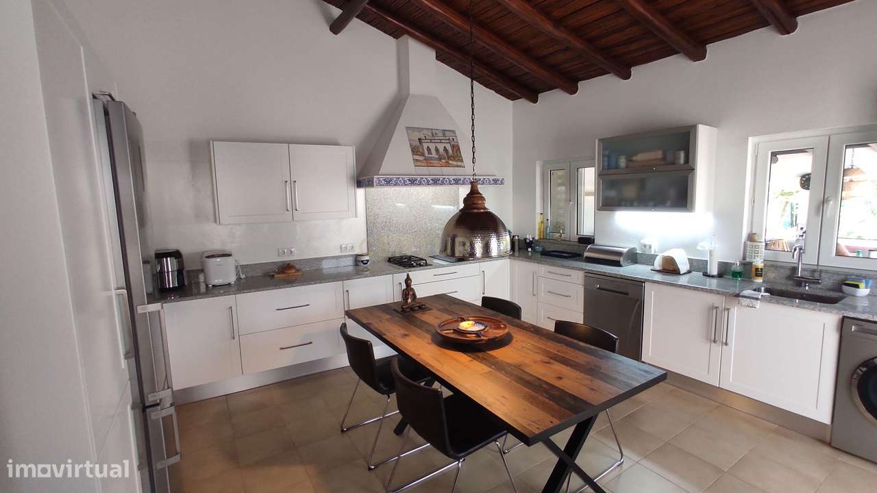Encantadora Casa em Vala, Silves - Oportunidade Única!-8