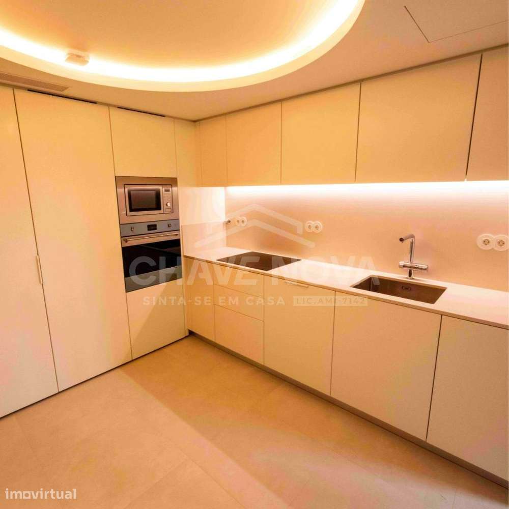 Apartamento T3 Novo em Condomínio Privado na Baixa do Porto. - Grande imagem: 3/24