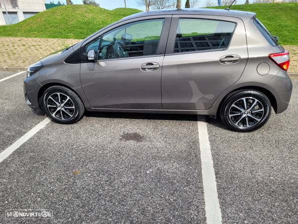 Toyota Yaris 1.0 VVT-i Comfort Plus - 4