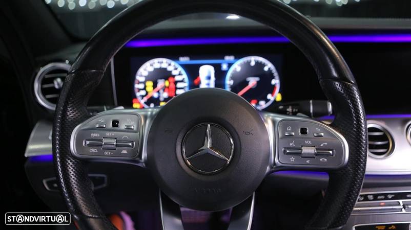 Mercedes-Benz E 300 D AMG - 11