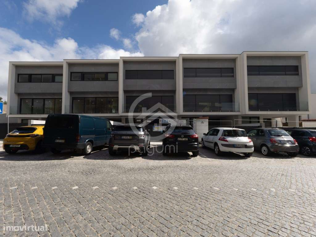 Moradia T3 Nova no Centro de Lousada - Modernidade, Espaço e Conforto-40