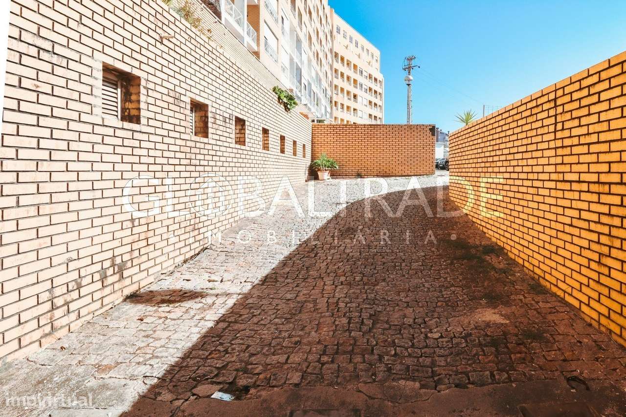 Apartamento T3 Renovado em Valbom-52